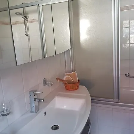 Apartment Ferienwohnung Regina Mullrose
