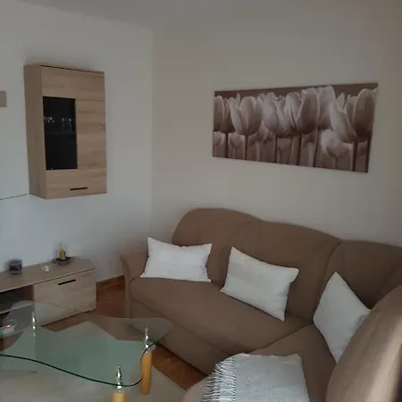 Ferienwohnung Regina Apartment